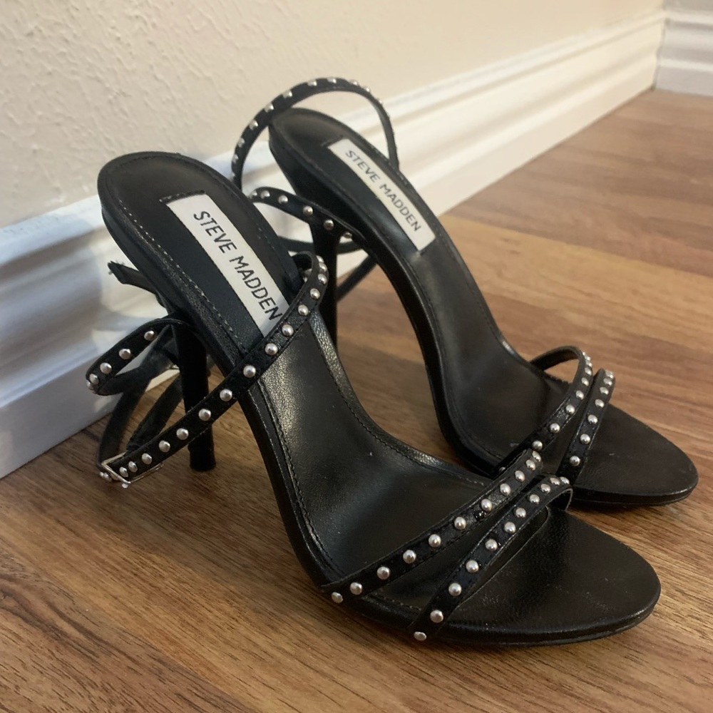 Black Steve Madden heels